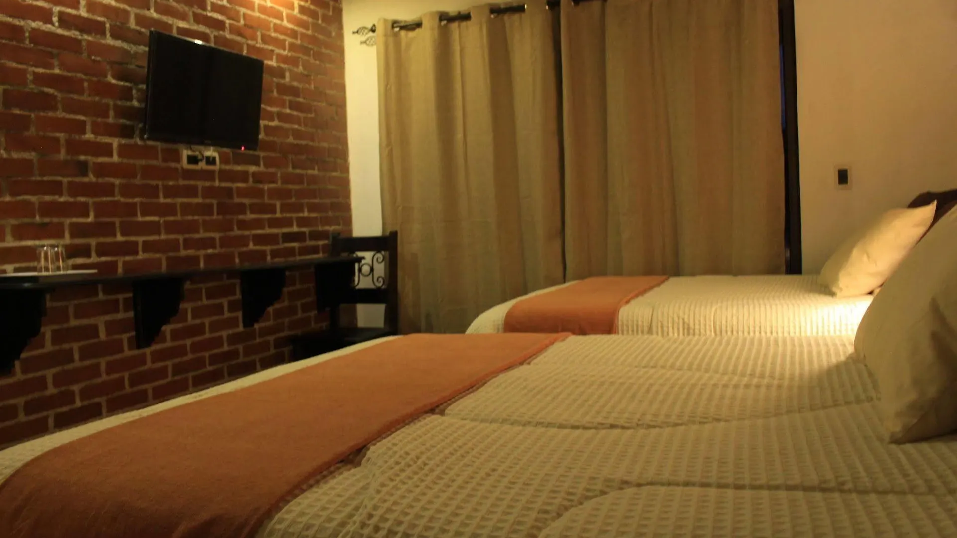 Hotel Posada De La Luna أنتيغوا غواتيمالا