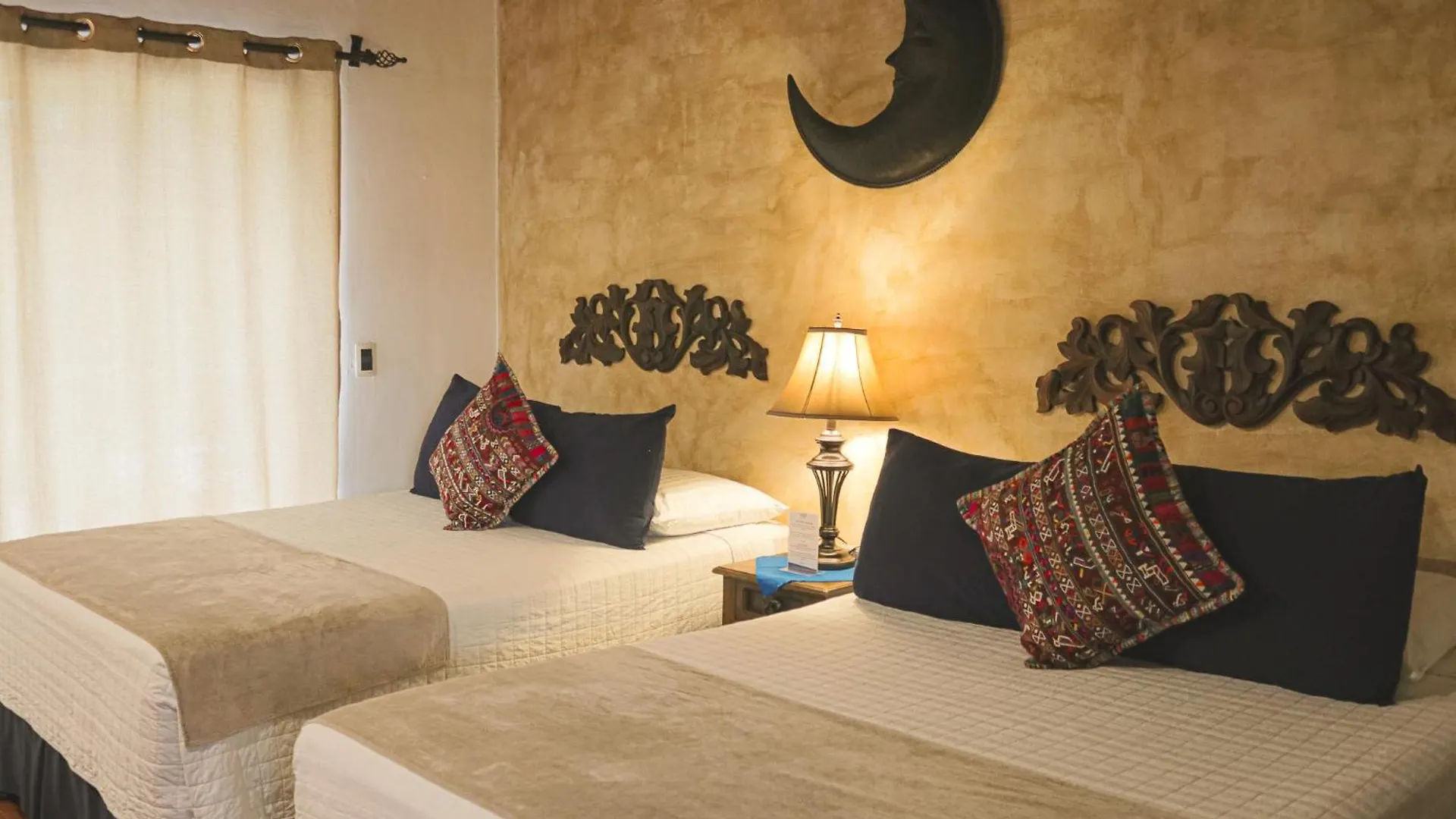 Hotel Posada De La Luna Antigua