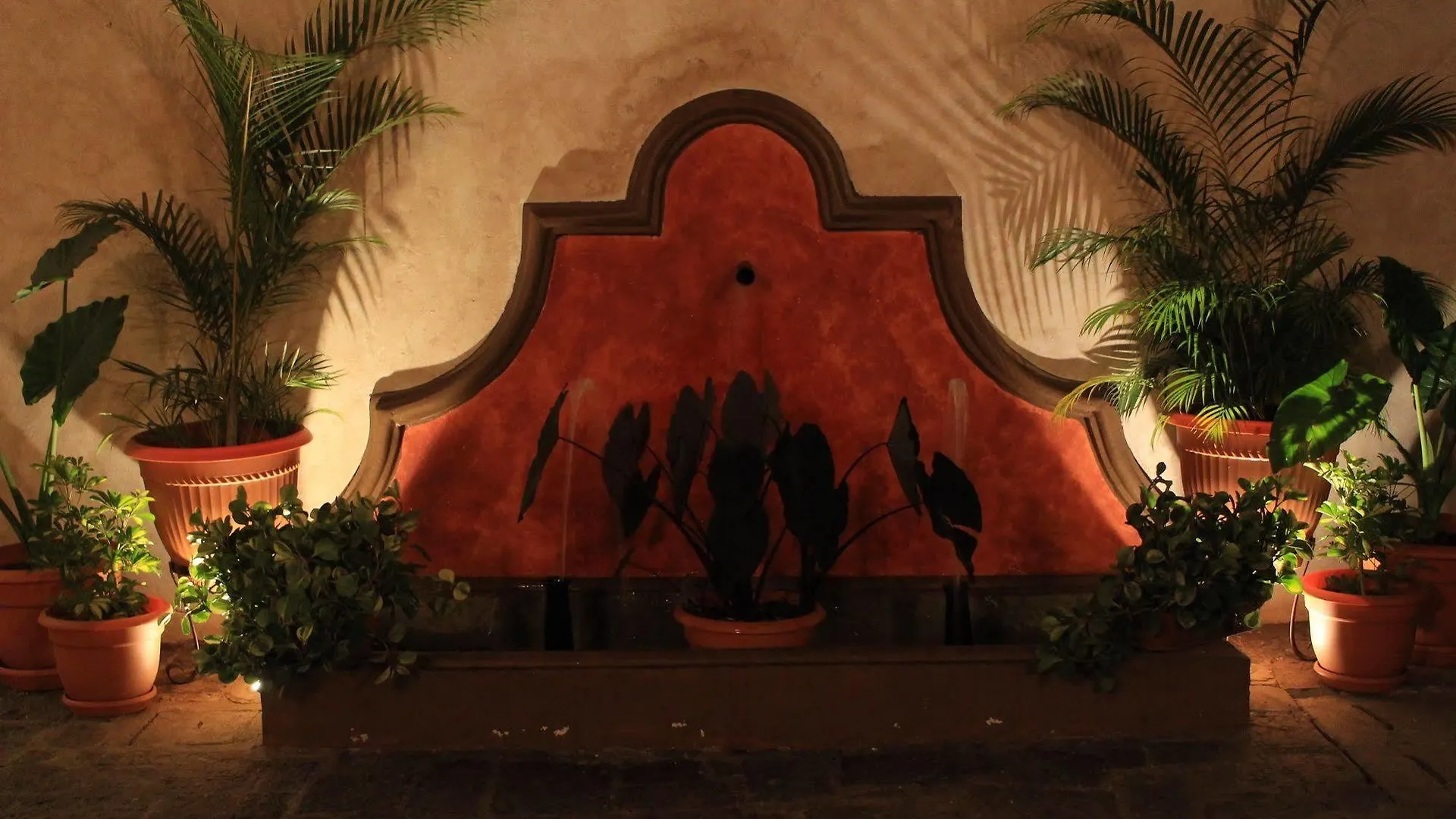 ****  Hotel Posada De La Luna Antigua Guatemala